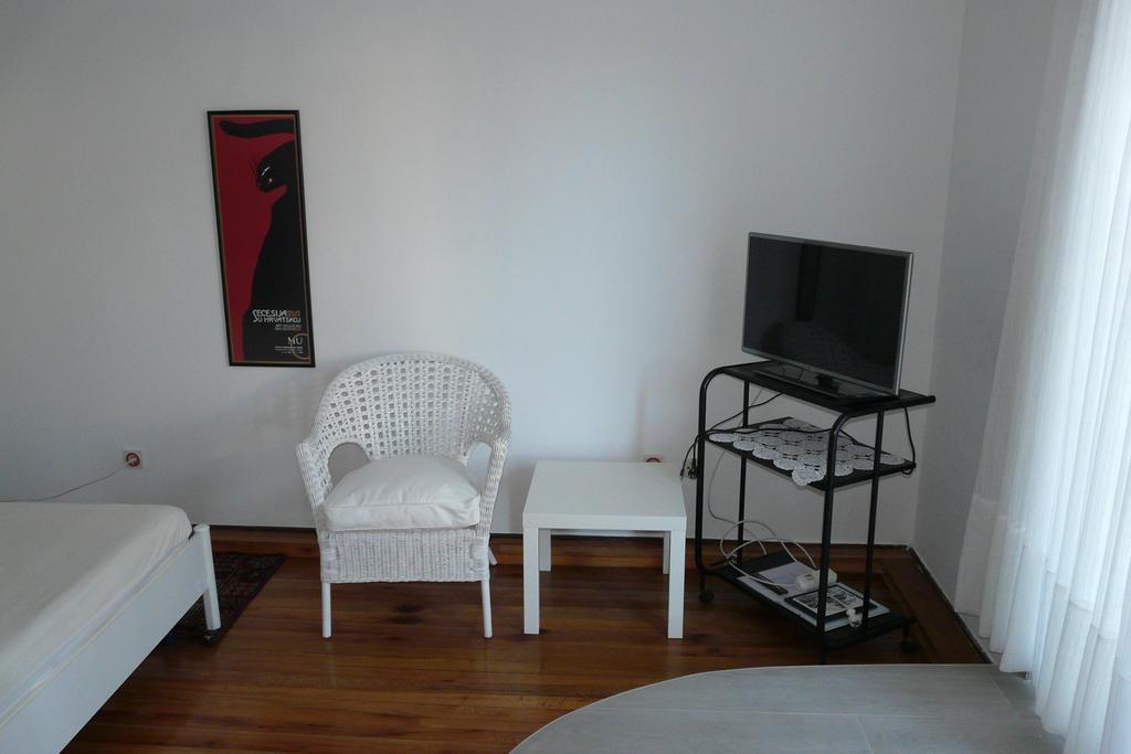 Apartmani Marko Baška Exterior foto