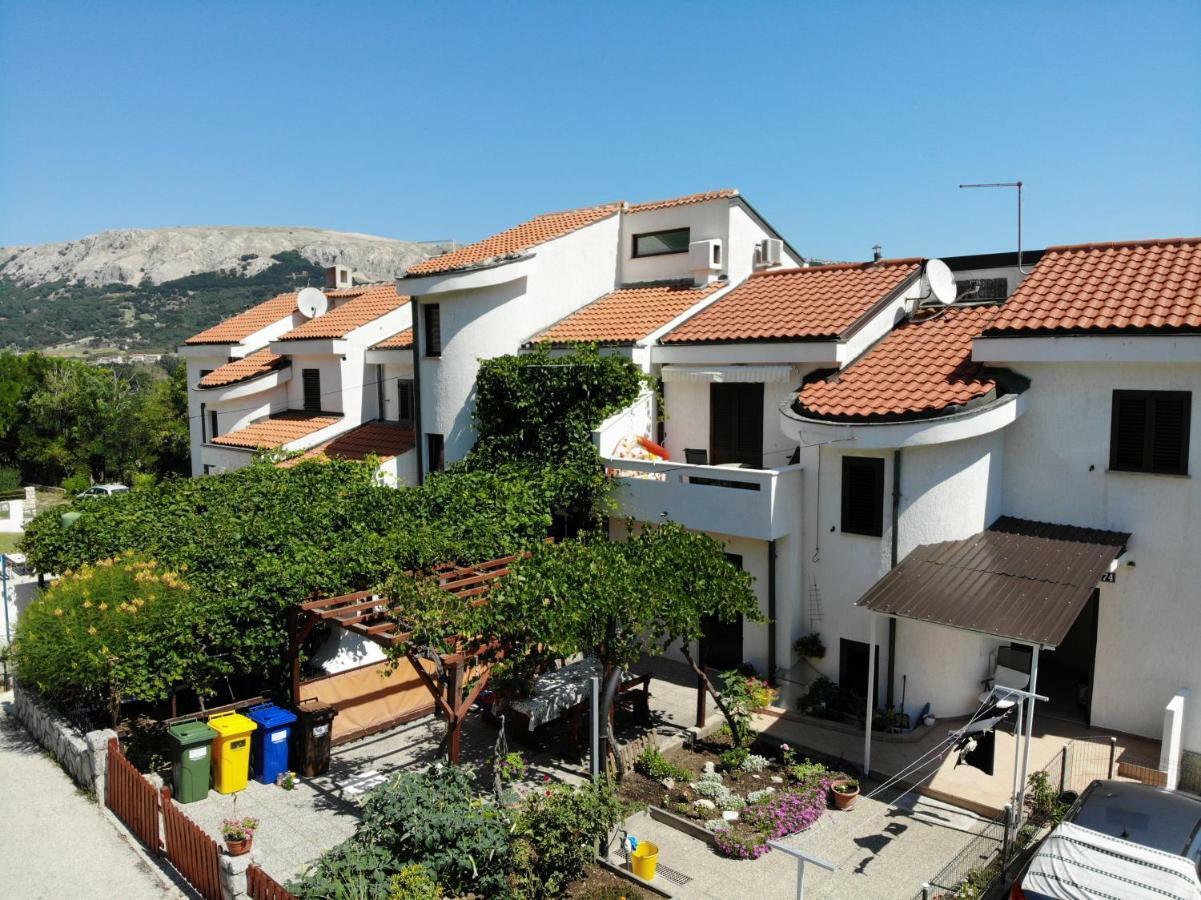 Apartmani Marko Baška Exterior foto